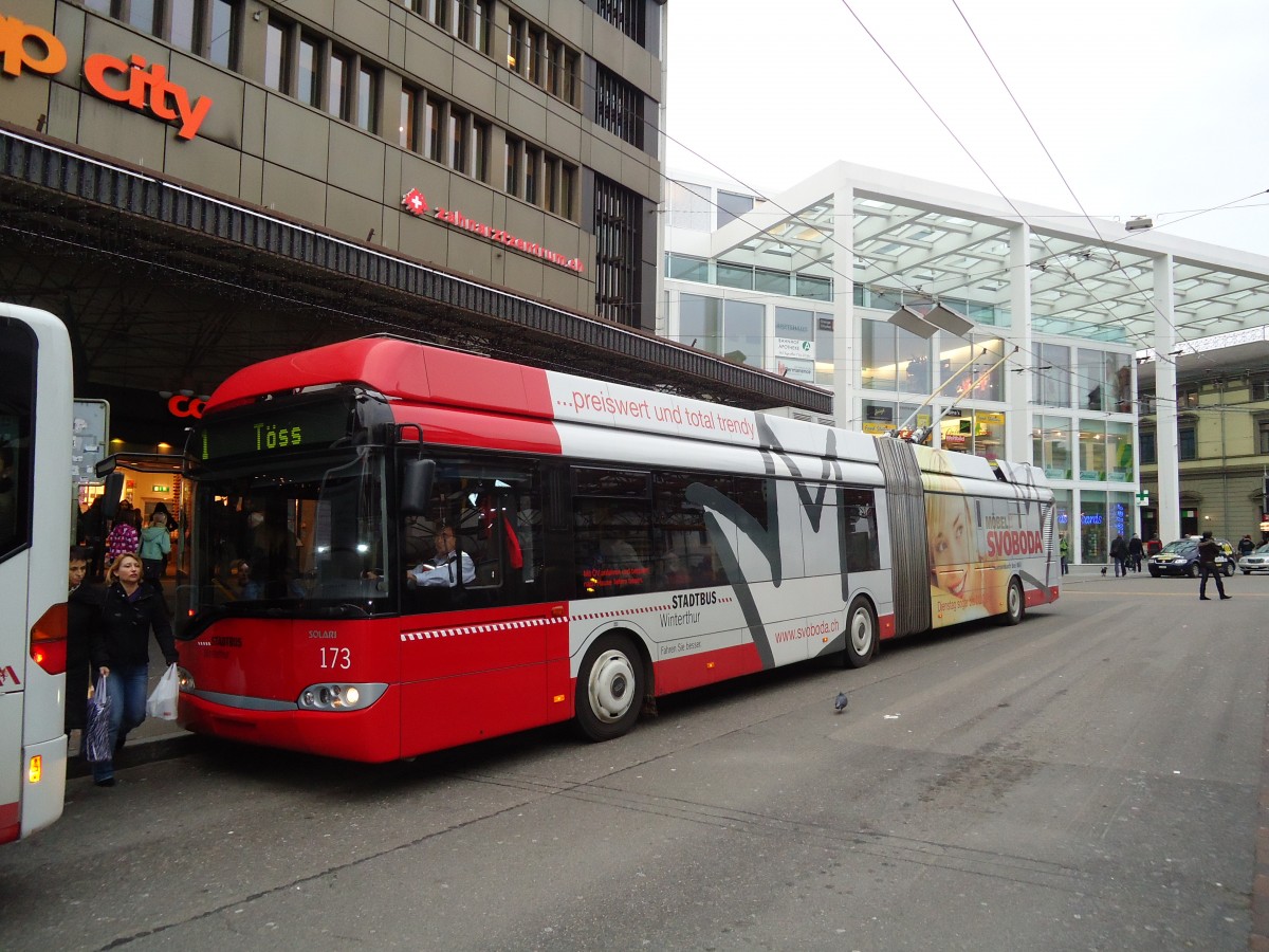 (131'044) - SW Winterthur - Nr. 173 - Solaris Gelenktrolleybus am 17. November 2010 beim Hauptbahnhof Winterthur