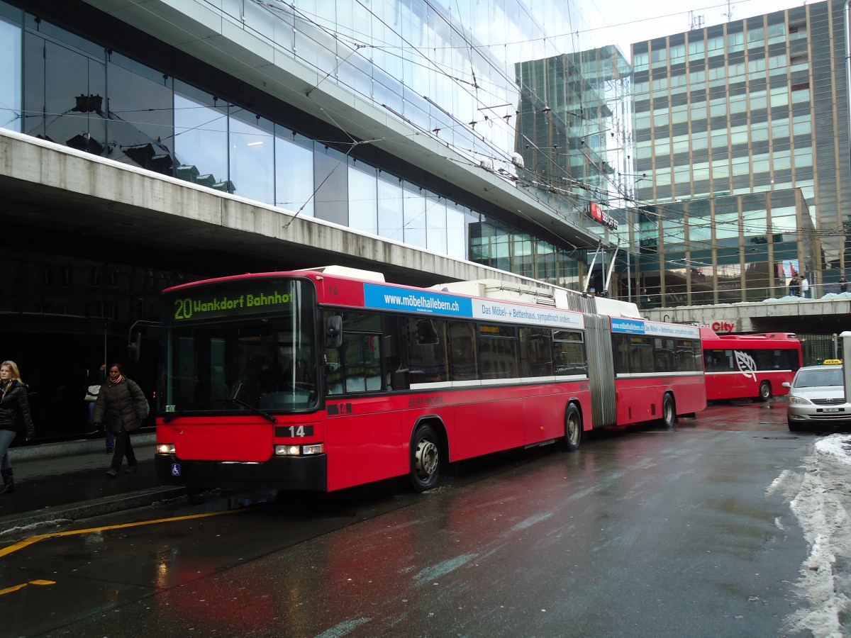 (131'181) - Bernmobil, Bern - Nr. 14 - NAW/Hess Gelenktrolleybus am 29. November 2010 beim Bahnhof Bern