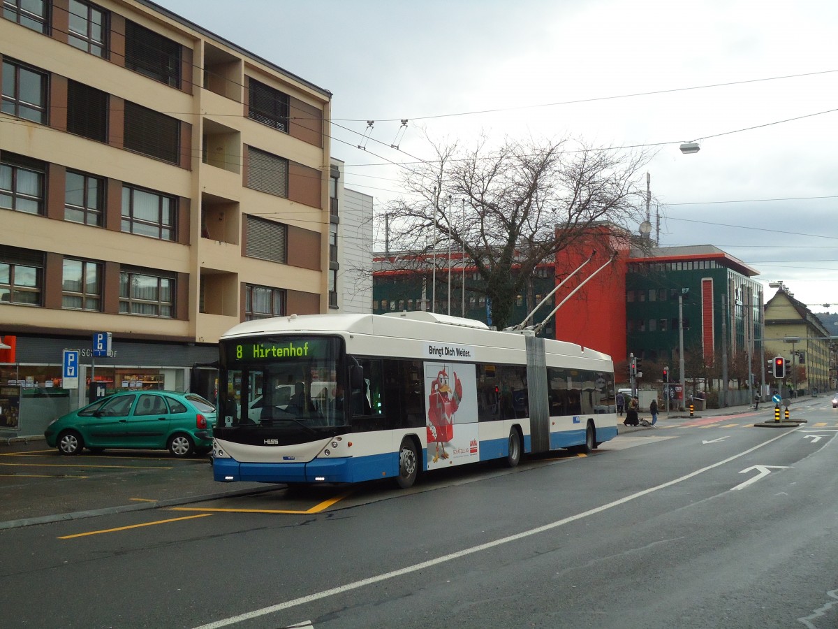 (131'496) - VBL Luzern - Nr. 212 - Hess/Hess Gelenktrolleybus am 8. Dezember 2010 in Luzern, Weinbergli