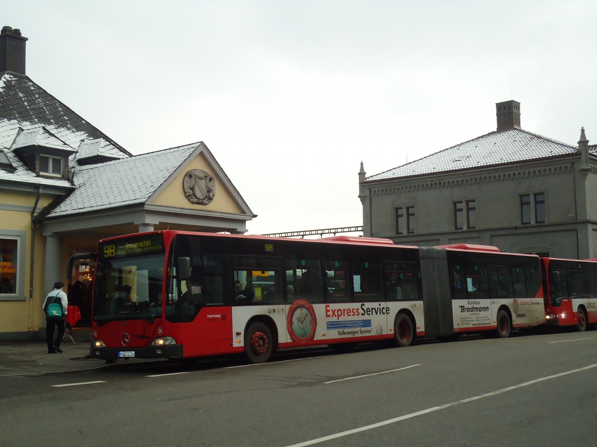 (131'537) - SWK Konstanz - Nr. 34/KN-C 1134 - Mercedes am 9. Dezember 2010 beim Bahnhof Konstanz