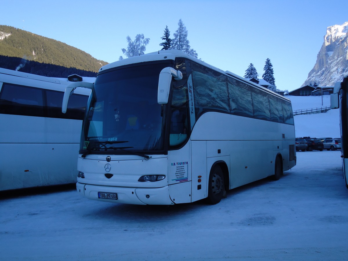 (131'891) - Aus Deutschland: R.B. Touristik, Windischbuch - TBB-MR 680 - Mercedes/Noge am 31. Dezember 2010 in Grindelwald, Grund