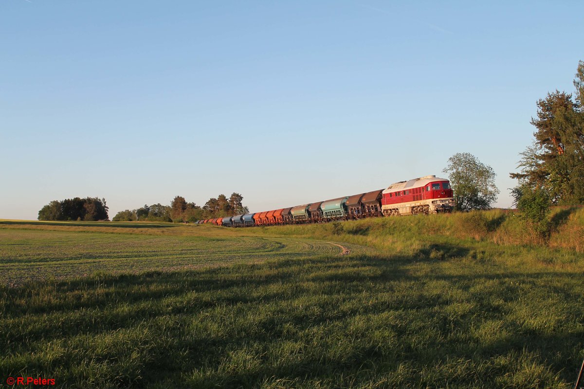 132 426 mit dem DGS 45394 Cheb - Offingen LovoChemie Düngemittelzug hinter Waldershof 01.06.20