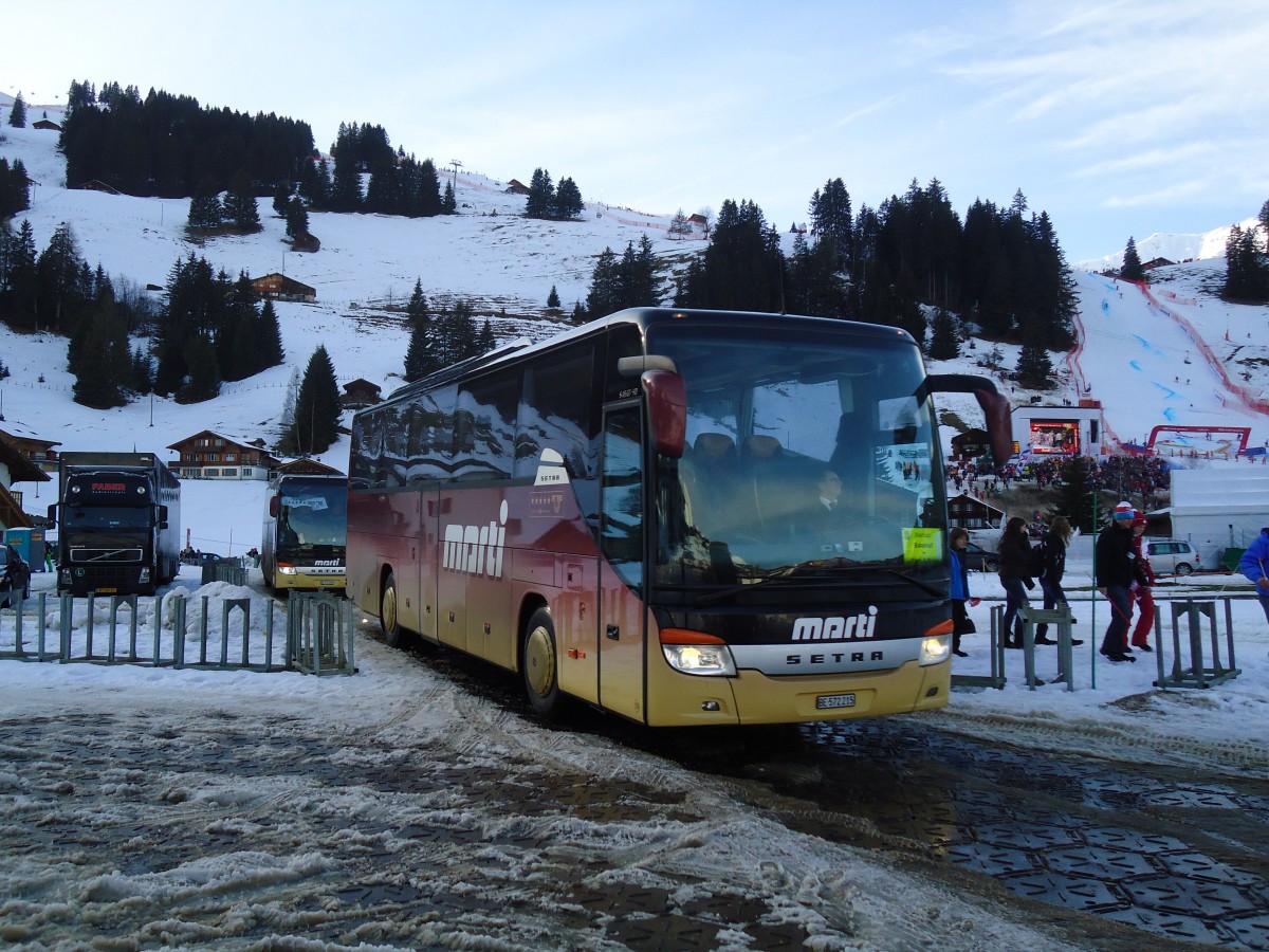 (132'166) - Marti, Kallnach - Nr. 15/BE 572'215 - Setra am 8. Januar 2011 in Adelboden, Weltcup