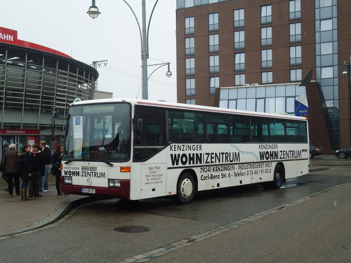 (132'646) - Rist, Kenzingen - EM-RR 87 - Mercedes am 21. Februar 2011 beim Bahnhof Freiburg