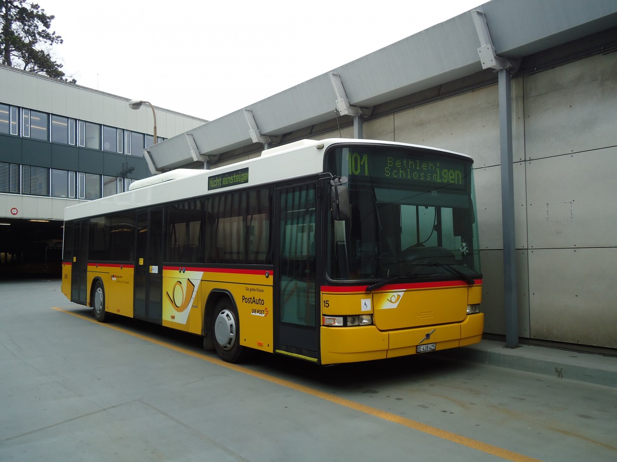 (132'683) - Steiner, Ortschwaben - Nr. 15/BE 438'425 - Volvo/Hess am 7. Mrz 2011 in Bern, Postautostation