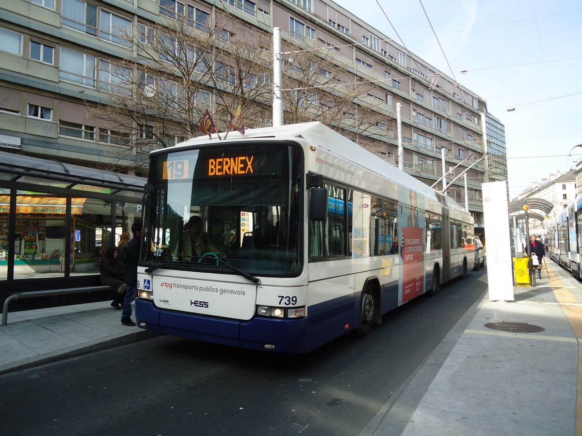 (132'903) - TPG Genve - Nr. 739 - Hess/Hess Gelenktrolleybus am 10. Mrz 2011 in Genve, Coutance