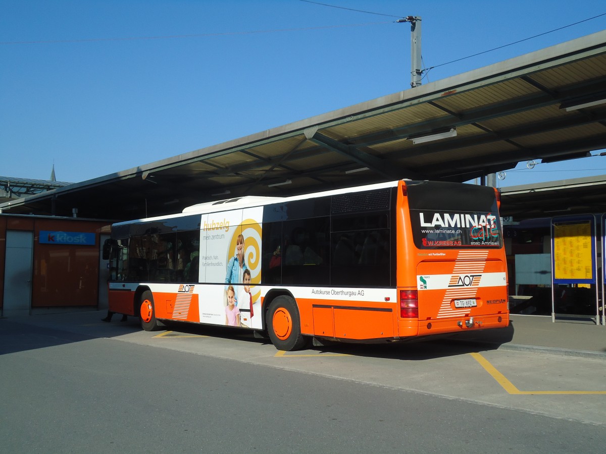 (133'165) - AOT Amriswil - Nr. 10/TG 692 - Neoplan am 23. Mrz 2011 beim Bahnhof Romanshorn