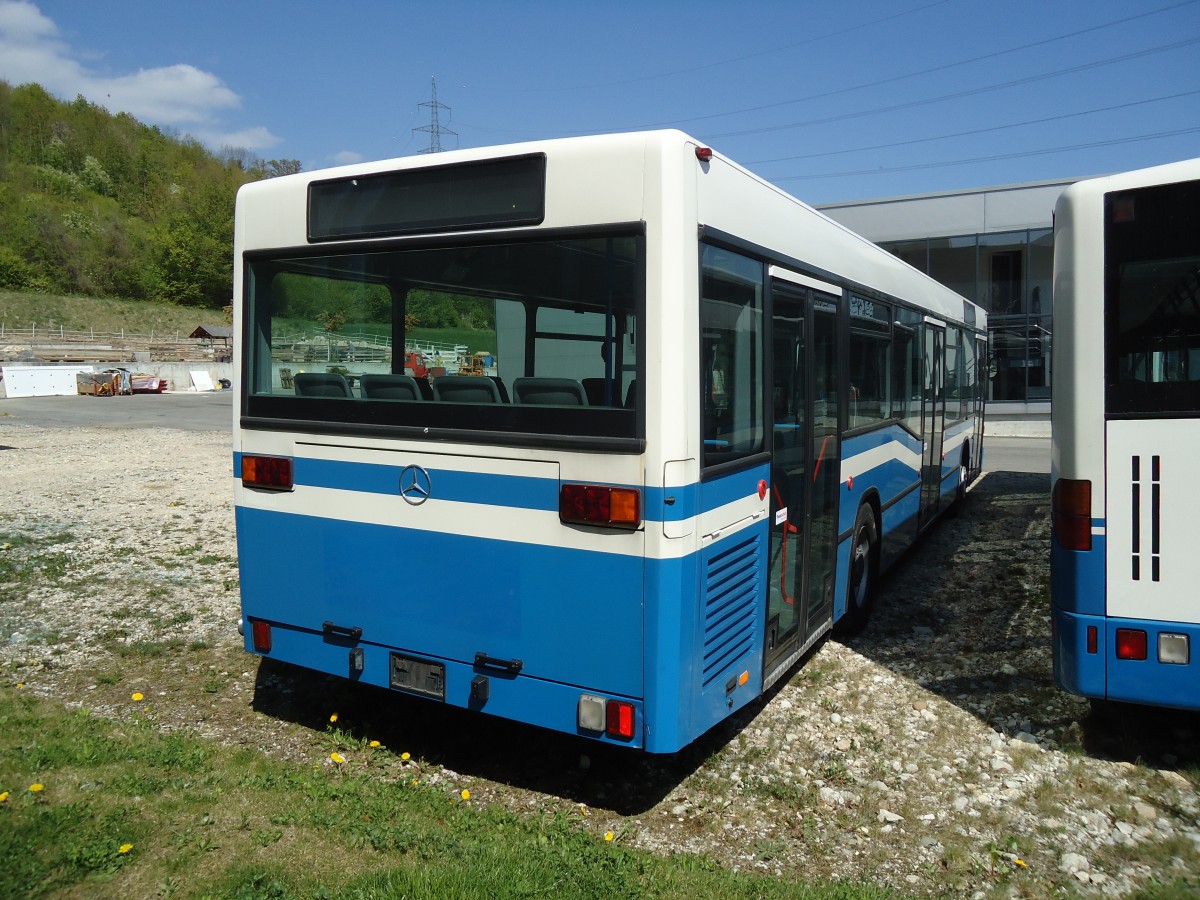 (133'332) - VBL Luzern - Nr. 715 - Mercedes (ex Nr. 559; ex Gowa, Luzern Nr. 59) am 17. April 2011 in Safnern, BTR