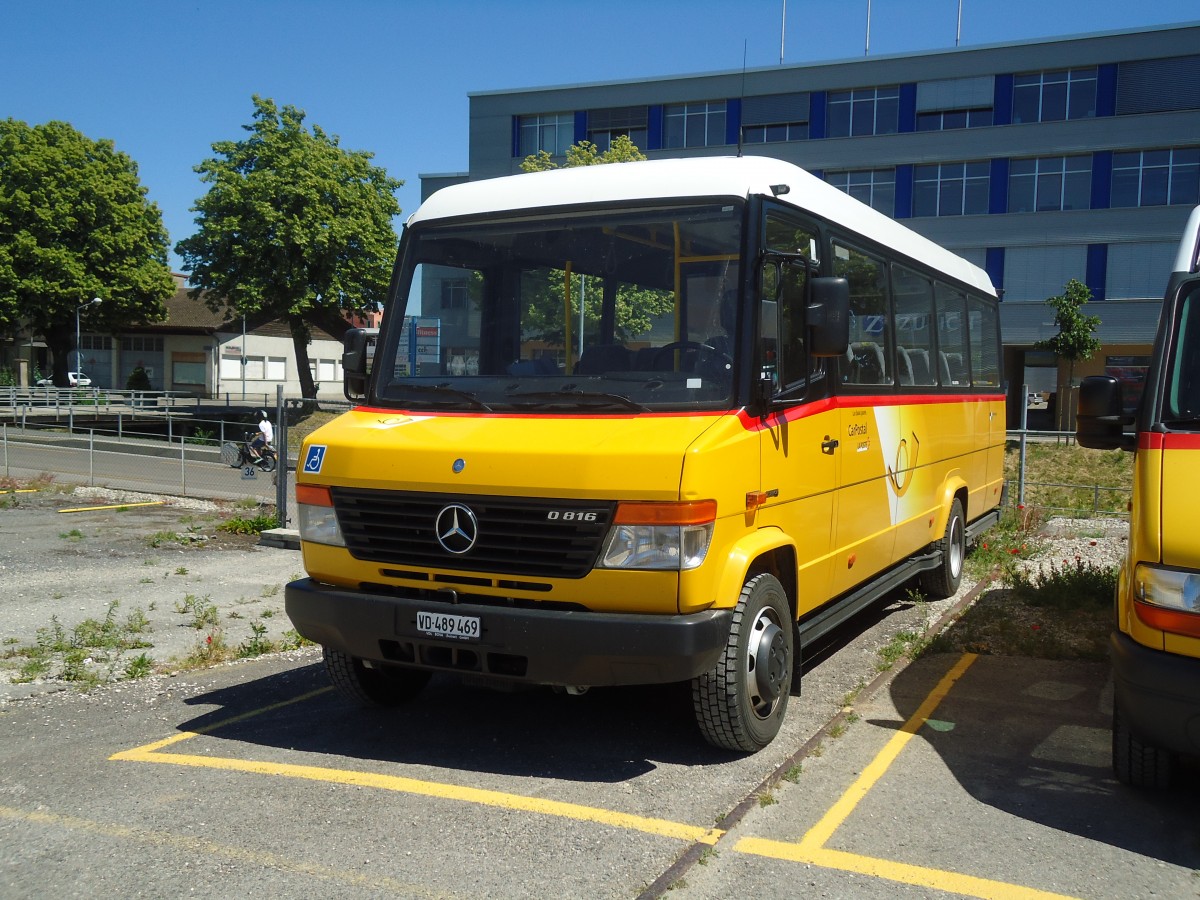 (133'912) - CarPostal Ouest - VD 489'469 - Mercedes am 29. Mai 2011 in Yverdon, Garage