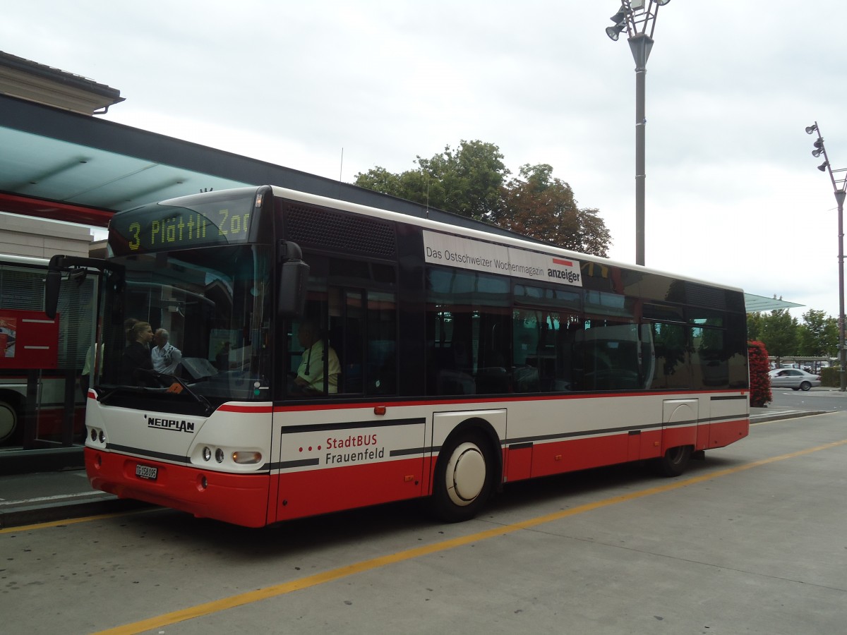 (134'925) - PostAuto Ostschweiz - Nr. 71/TG 158'095 - Neoplan (ex P 23'201) am 10. Juli 2011 beim Bahnhof Frauenfeld