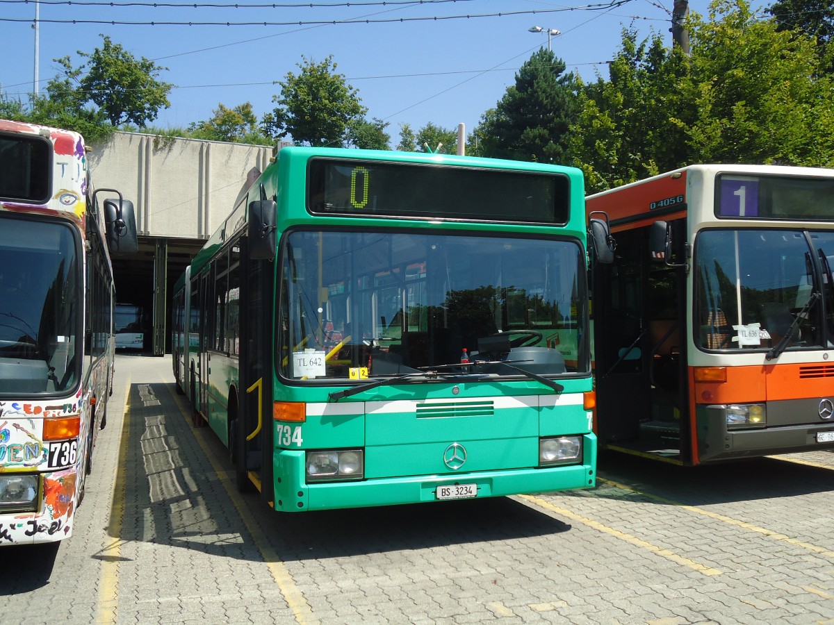 (135'077) - TL Lausanne (BVB 734) - Nr. 642/BS 3234 - Mercedes (ex VAG Freiburg/D Nr. 933) am 12. Juli 2011 in Lausanne, Dpt Borde