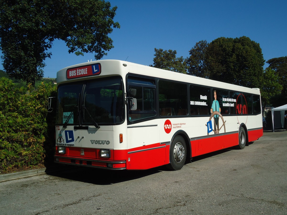 (135'564) - VR La Chaux-de-Fonds (Rtrobus) - Nr. 73 - Volvo/R&J am 20. August 2011 in Moudon, Rtrobus