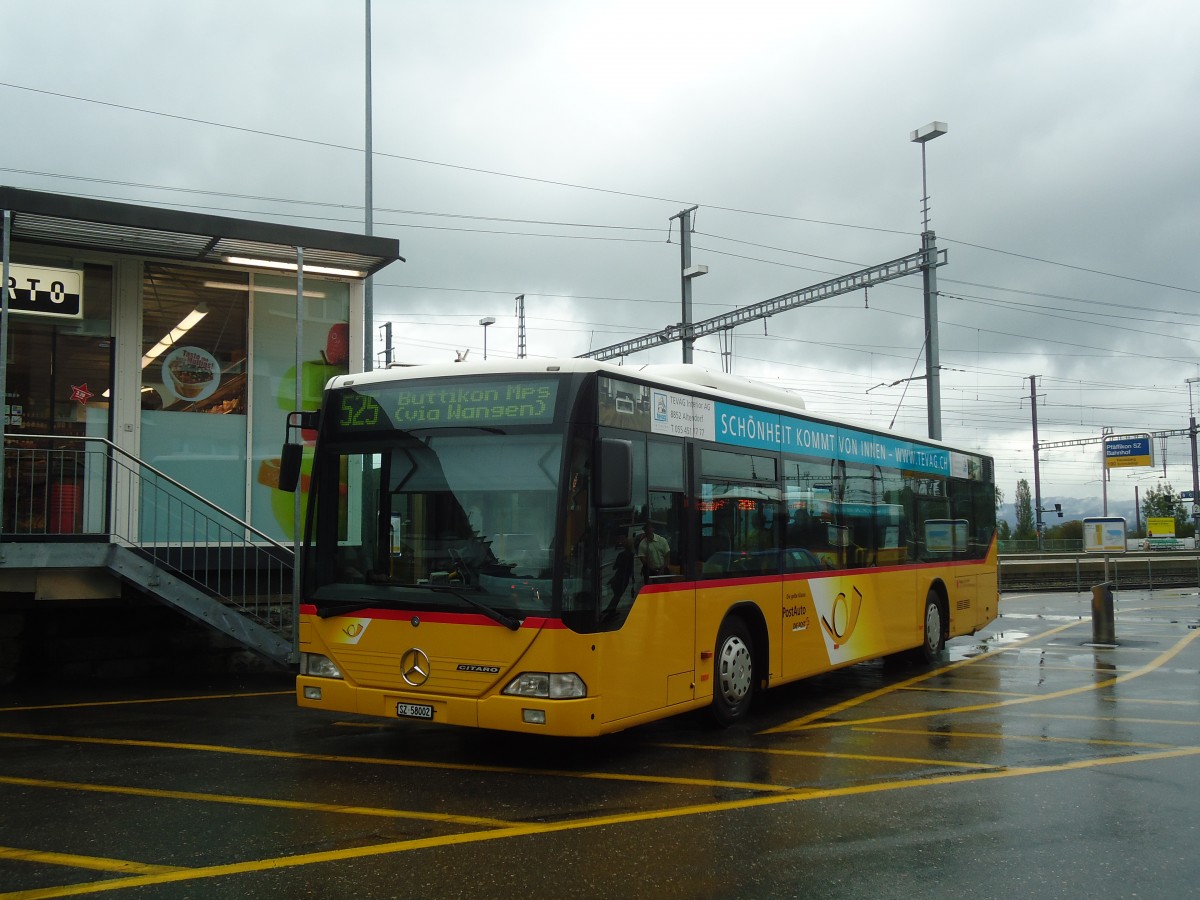 (135'822) - Kistler, Reichenburg - SZ 58'002 - Mercedes am 5. September 2011 beim Bahnhof Pfffikon