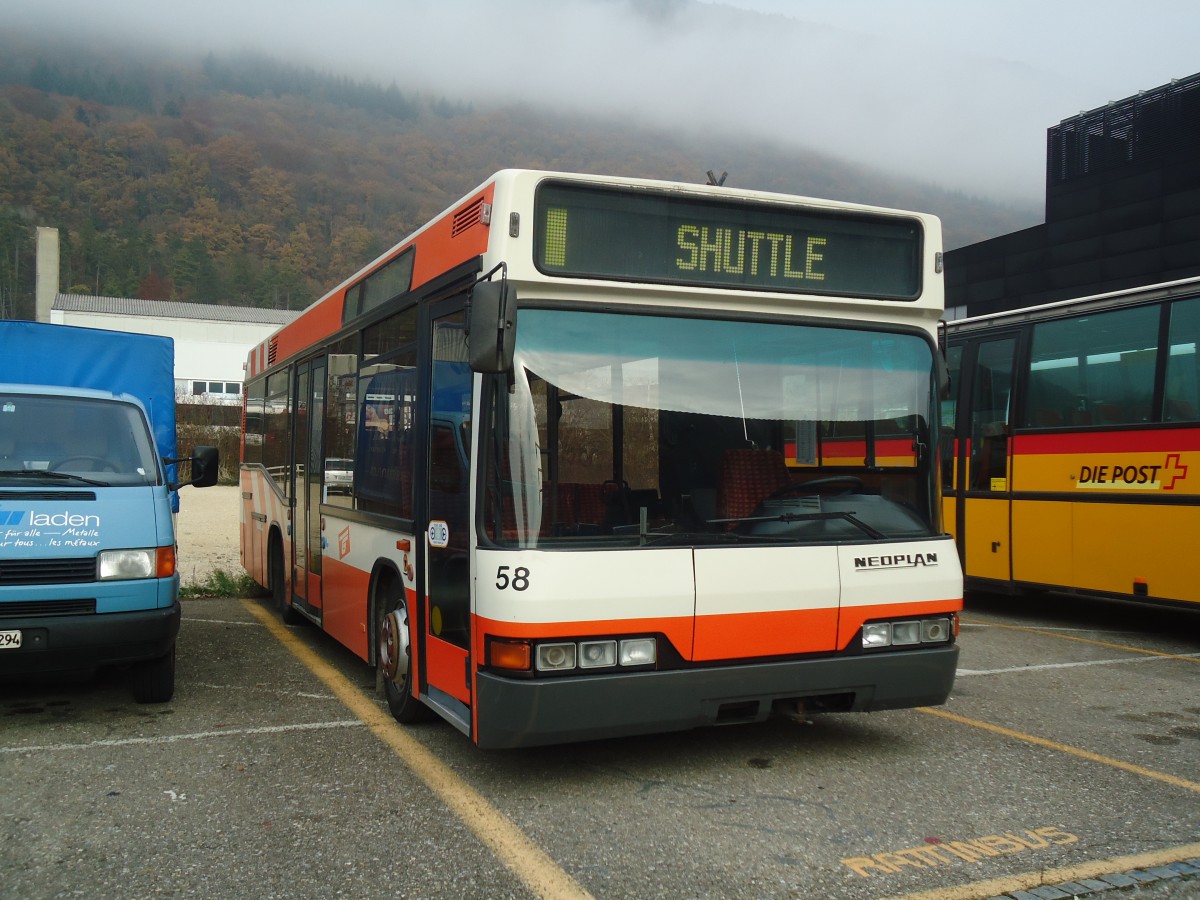 (137'029) - RATP, Satigny - Nr. 58 - Neoplan (ex Dupraz, Genve Nr. 58) am 26. November 2011 in Biel, Rattinbus