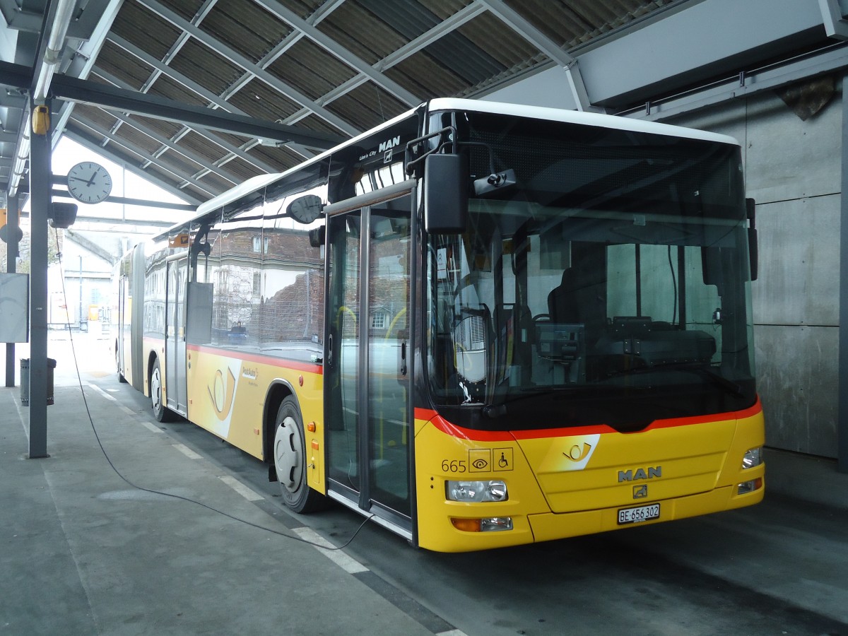 (137'564) - PostAuto Bern - Nr. 665/BE 656'302 - MAN am 9. Januar 2012 in Bern, Postautostation