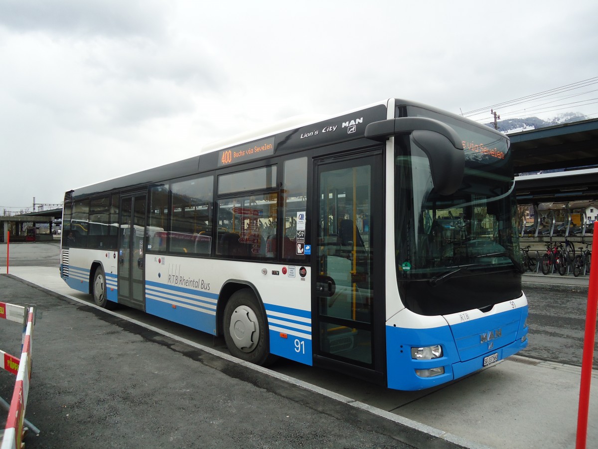 (137'950) - RTB Altsttten - Nr. 91/SG 337'560 - MAN am 5. Mrz 2012 beim Bahnhof Sargans (Einsatz BSW)