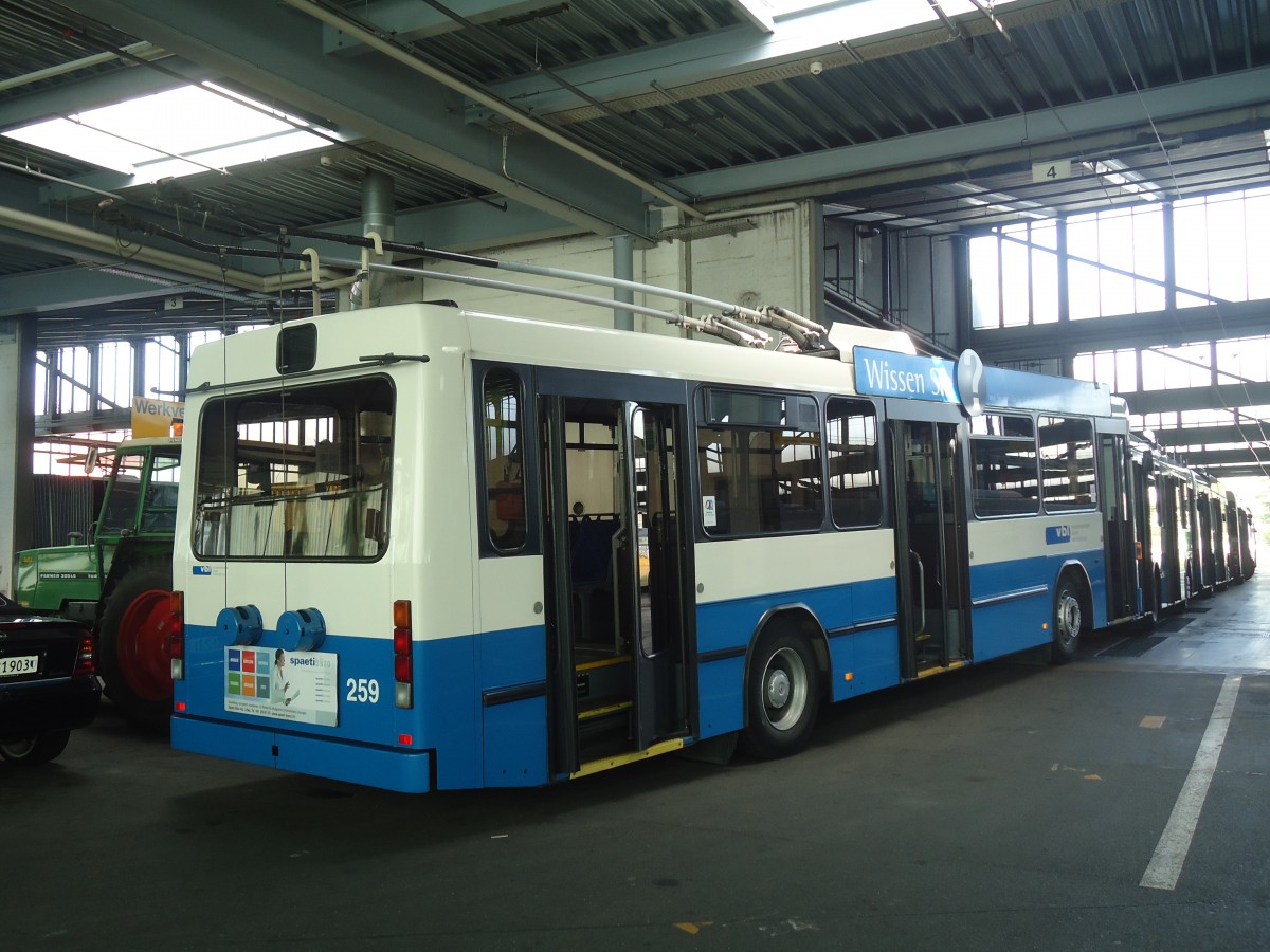 (139'222) - VBL Luzern - Nr. 259 - NAW/R&J-Hess Trolleybus am 2. Juni 2012 in Luzern, Depot