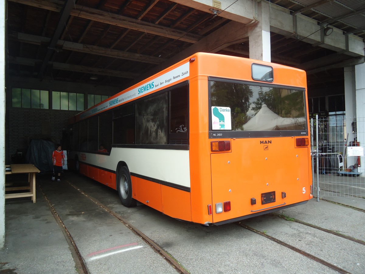 (139'305) - RBS Worblaufen (TVB) - Nr. 5 - MAN am 3. Juni 2012 in Bern, Depot Burgernziel