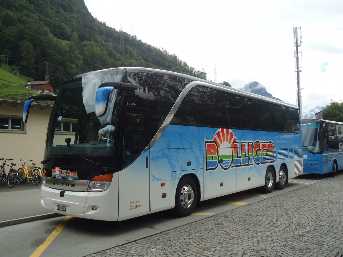 (139'423) - Bolliger, Unterschchen - UR 9080 - Setra am 11. Juni 2012 beim Bahnhof Flelen