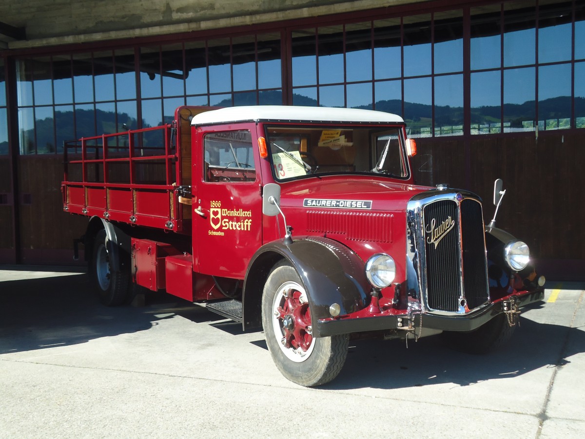 (139'559) - Streiff, Schwanden - Saurer am 16. Juni 2012 in Hinwil, AMP