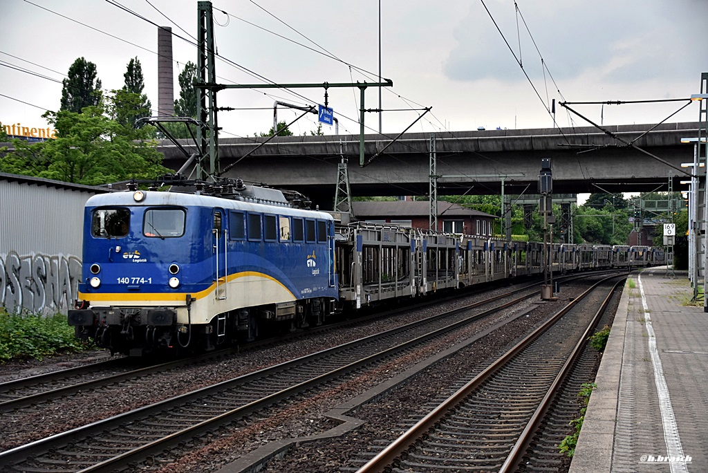 140 774-1 fuhr mit einen leeren autozug durch hh-harburg,16.06.16