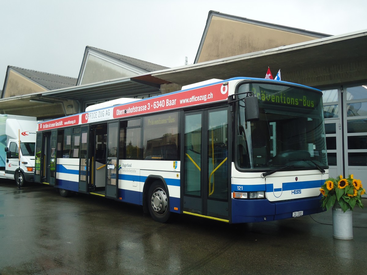 (141'418) - ZVB Zug - Nr. 121/ZG 3381 - Scania/Hess (ex Nr. 21) am 1. September 2012 in Zug, Garage