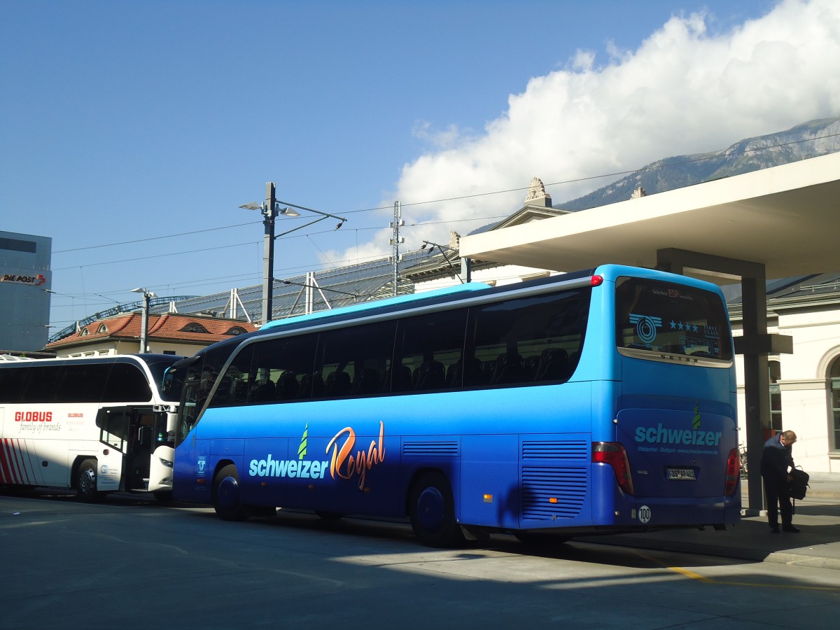 (141'760) - Aus Deutschland: Schweizer, Waldachtal - FDS-AP 401 - Setra am 15. September 2012 beim Bahnhof Chur