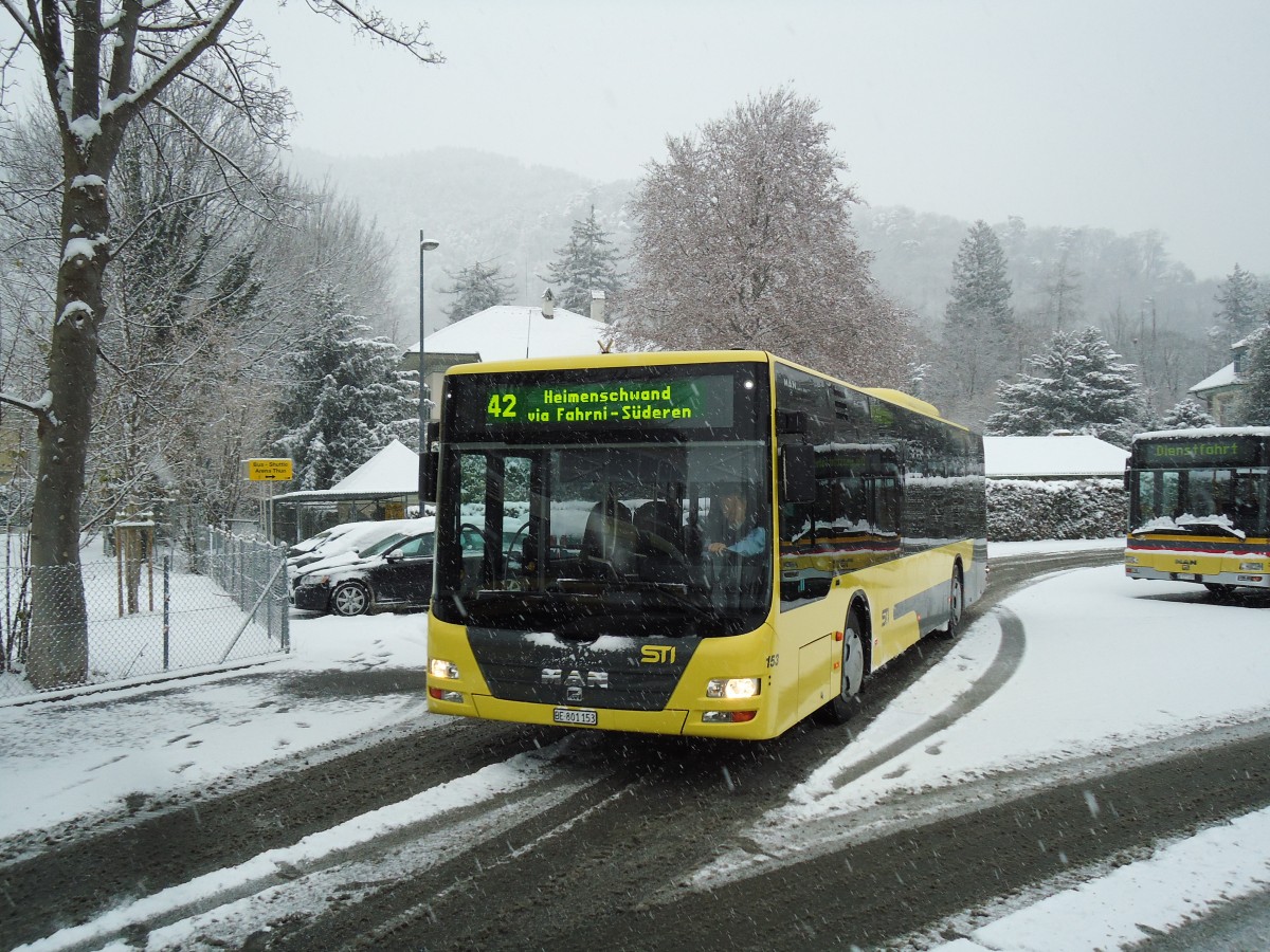 (142'292) - STI Thun - Nr. 153/BE 801'153 - MAN am 2. Dezember 2012 bei der Schifflndte Thun