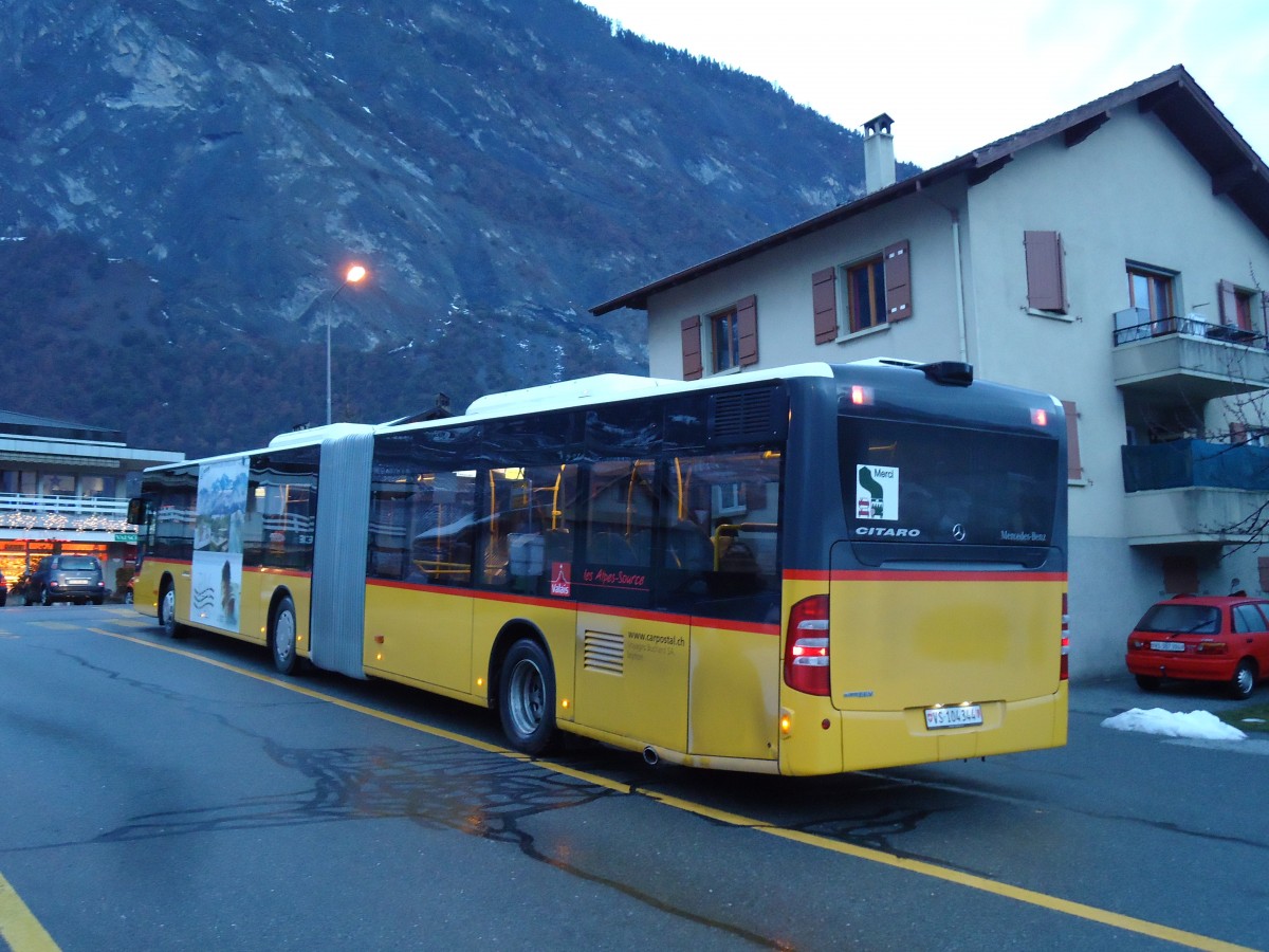 (142'638) - Buchard, Leytron - VS 104'344 - Mercedes am 26. Dezember 2012 in Leytron, Alte Post