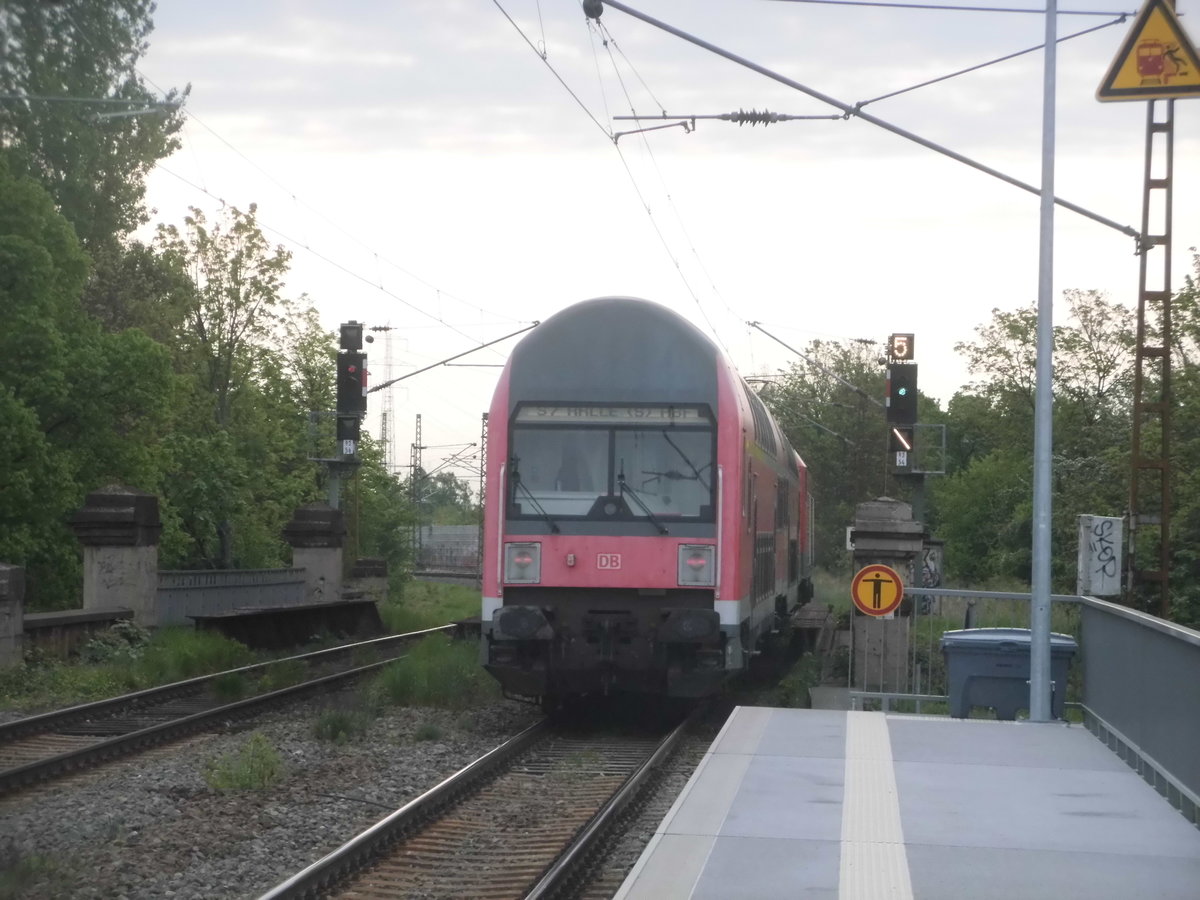 143 034 unterwegs nach Halle (Saale) Hbf am 10.5.17