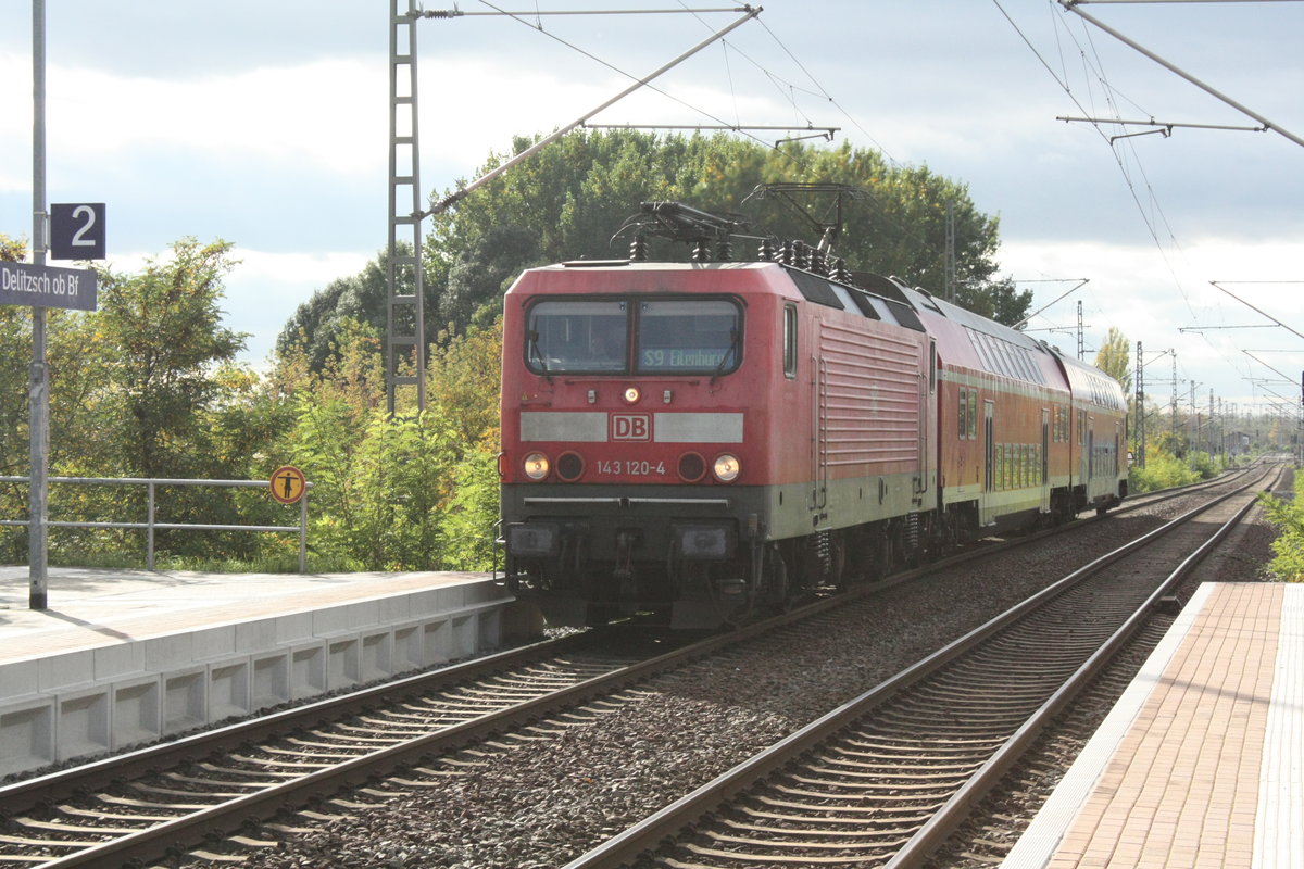 143 120 als S9 mit ziel Eilenburg bei der Einfahrt in den Bahnhof Delitzsch ob Bf am 17.10.19