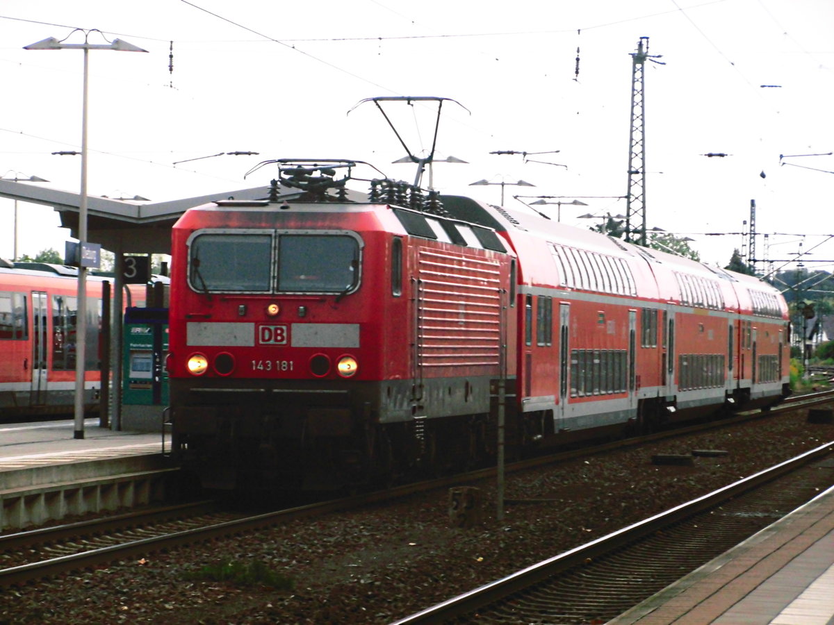 143 181 im Bahnhof Dieburg am 7.8.18