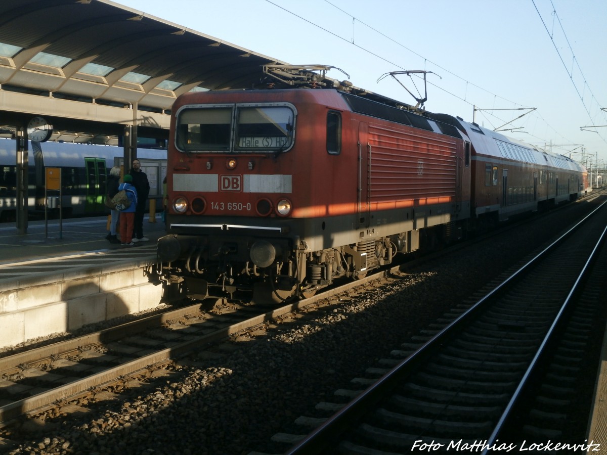 143 650-0 mit einer RegionalBahn mit ziel Halle (Saale) Hbf im Bahnhof Bitterfeld am 28.2.15