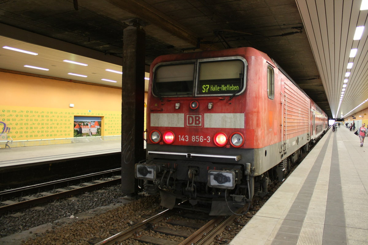 143 856 im Tunnelbahnhof Halle-Neustadt am 5.9.19