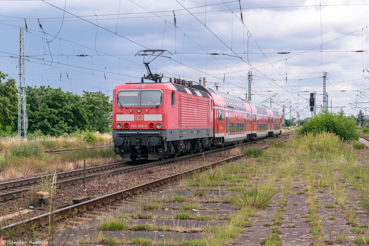 143 926-4 mit der RB40 (RB 17919) von Braunschweig Hbf nach Burg(Magdeburg) in Magdeburg-Neustadt. 01.07.2016