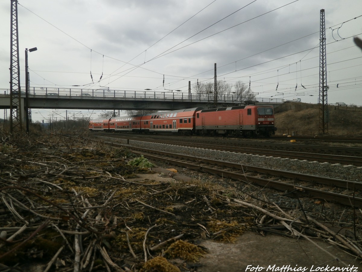 143 959 beim einfahren in den Bahnhof Naumburg (Saale) am 24.2.15