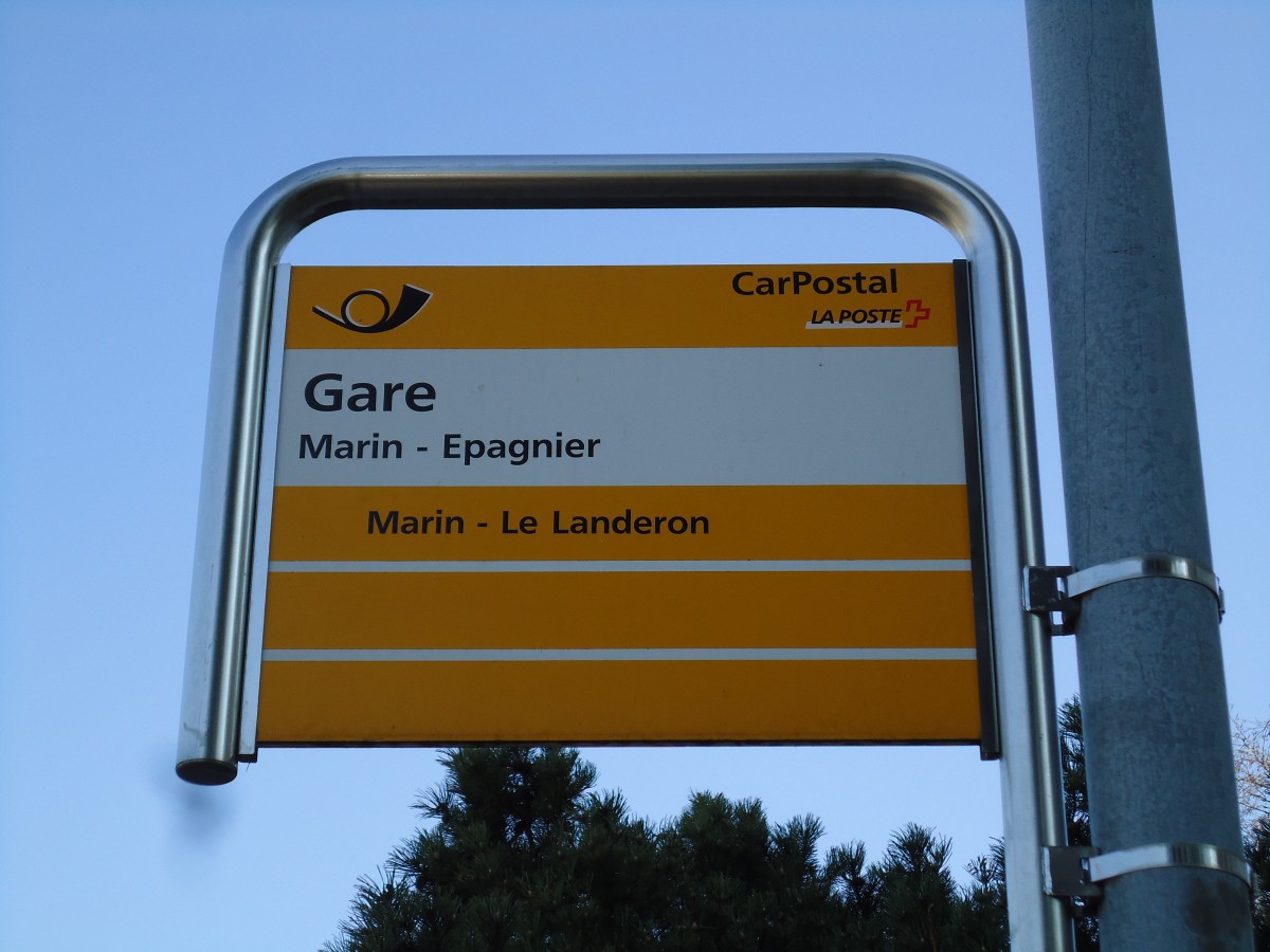 (143'294) - PostAuto-Haltestelle - Marin-Epagnier, Gare - am 19. Februar 2013