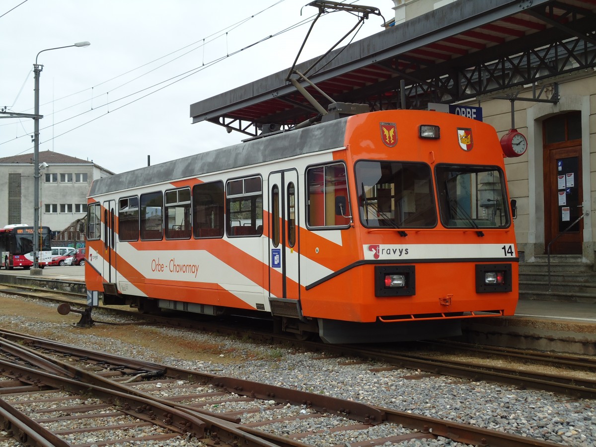 (143'855) - TRAVYS-Triebwagen - Nr. 14 - am 27. April 2013 im Bahnhof Orbe