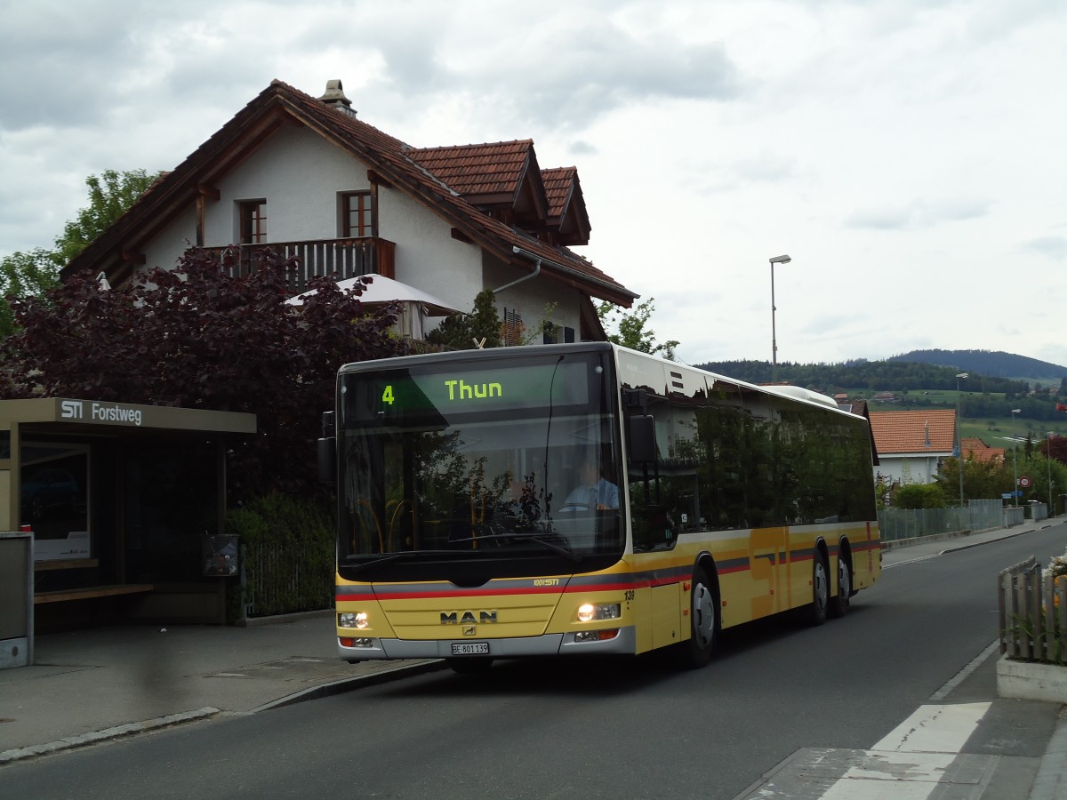 (144'479) - STI Thun - Nr. 139/BE 801'139 - MAN am 20. Mai 2013 in Thun-Lerchenfeld, Forstweg