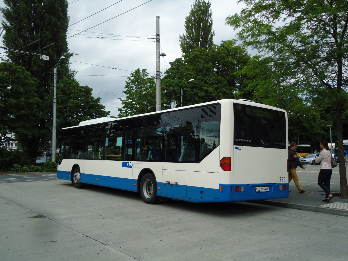 (144'964) - VBL Luzern - Nr. 723/LU 15'689 - Mercedes (ex Heggli, Kriens Nr. 723) am 10. Juni 2013 beim Bahnhof Luzern
