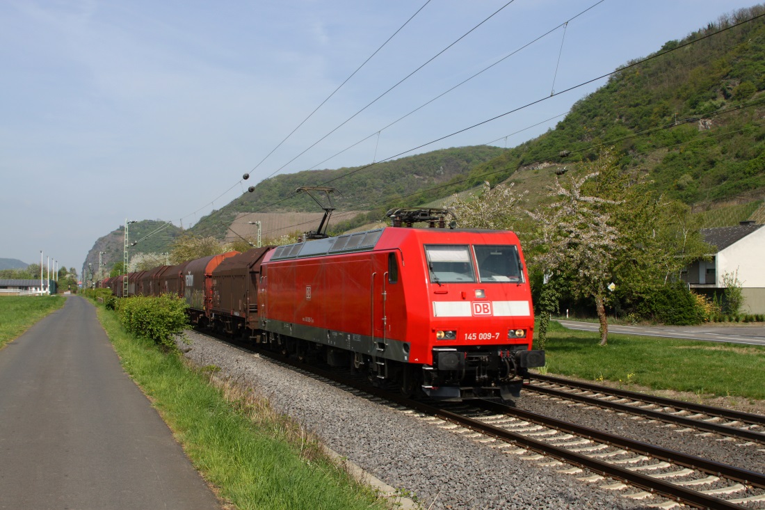 145 009 am 10.04.14 in Leutesdorf