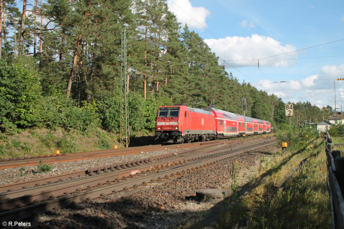 146 232-4 durch eilt Ochenbruck mit dem RE50 München - Nürnberg. 19.09.23