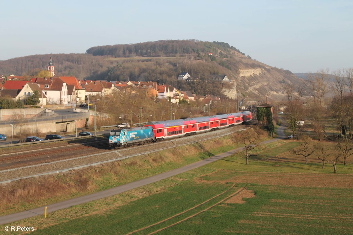 146 246-4 schiebt den RE 4617 Frankfurt/Main - Bamberg und verlsst Retzbach-Zellingen 16.03.17