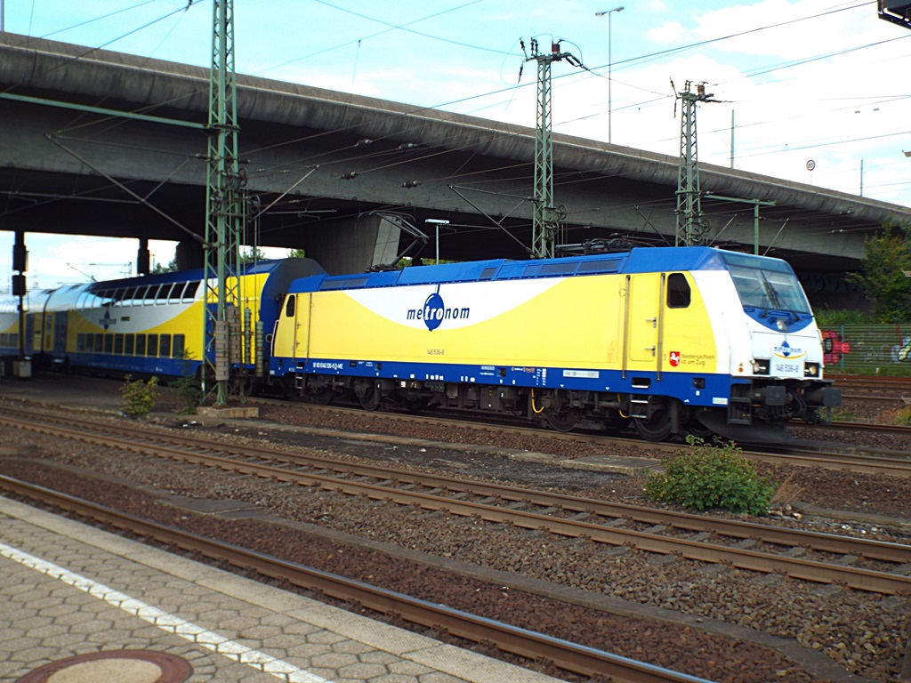 146 536-8 fuhr mit metronom richtung uelzen am 28.08.13 vom bhf harburg ab