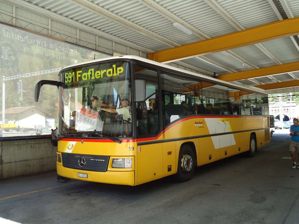 (146'229) - Jaggi, Kippel - Nr. 19/VS 10'714 - Mercedes am 5. August 2013 beim Bahnhof Goppenstein