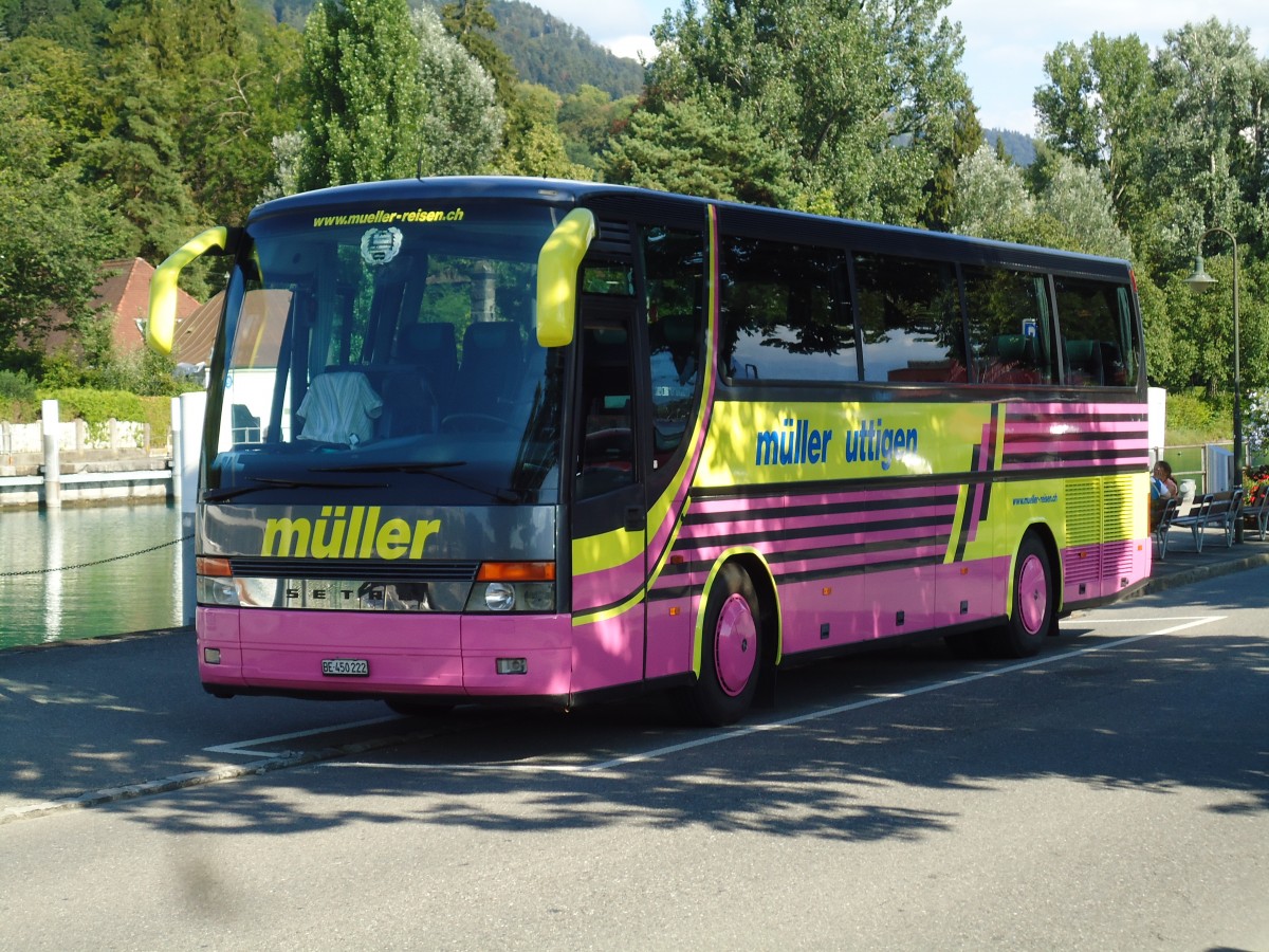 (146'283) - Mller, Uttigen - BE 450'222 - Setra am 10. August 2013 bei der Schifflndte Thun