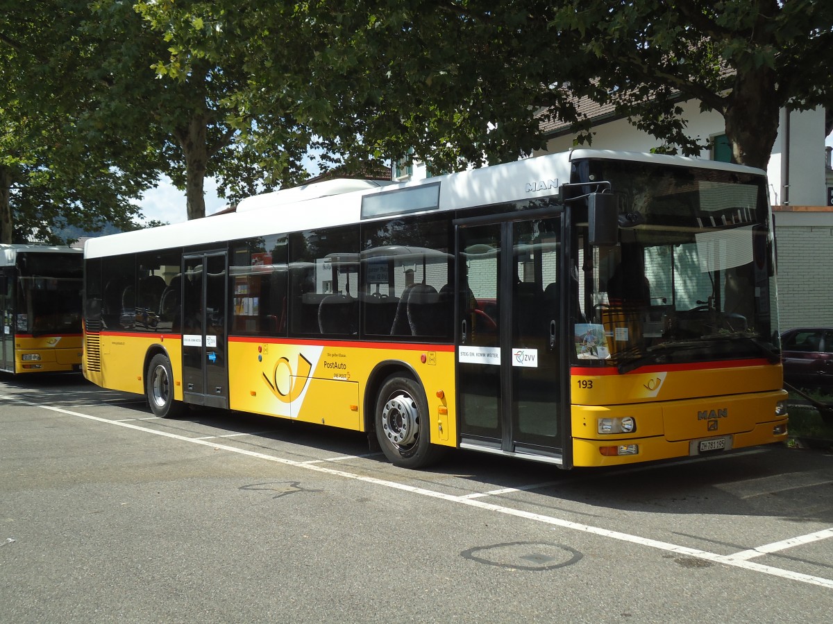 (146'901) - PostAuto Zrich - Nr. 193/ZH 781'195 - MAN (ex Nr. 38) am 1. September 2013 in Burgdorf, Markthalle