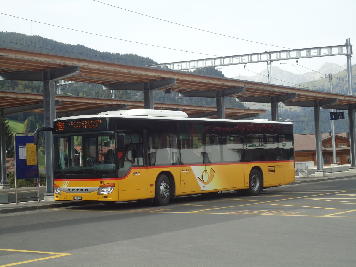 (147'390) - Kbli, Gstaad - Nr. 4/BE 360'355 - Setra am 28. September 2013 beim Bahnhof Gstaad