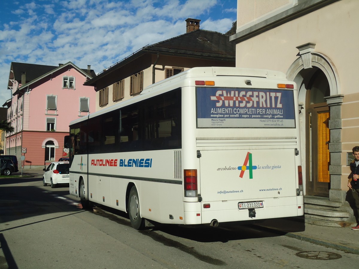 (147'881) - ABl Biasca - Nr. 20/TI 231'020 - Setra (ex AAGU Altdorf Nr. 33) am 6. November 2013 beim Bahnhof Biasca