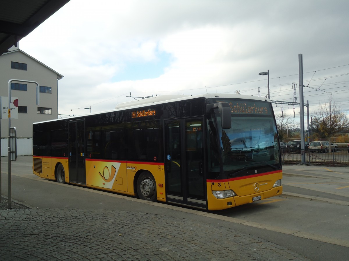 (148'157) - Klopfstein, Laupen - Nr. 3/BE 414'003 - Mercedes am 25. November 2013 beim Bahnhof Ddingen